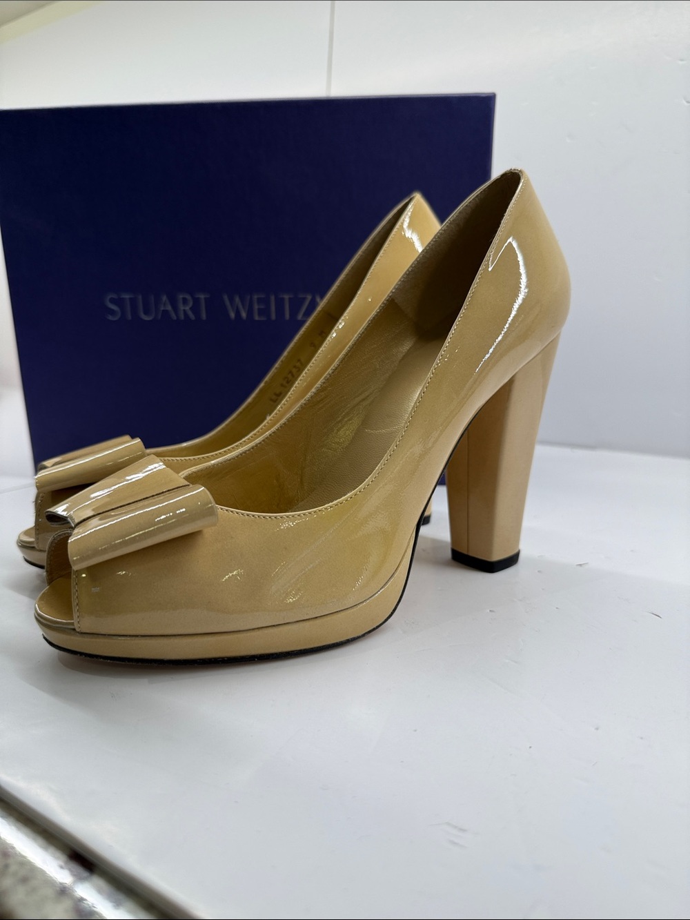 Stuart Weitzman Nude Patent Leather Peep-Toe Pumps with Bow